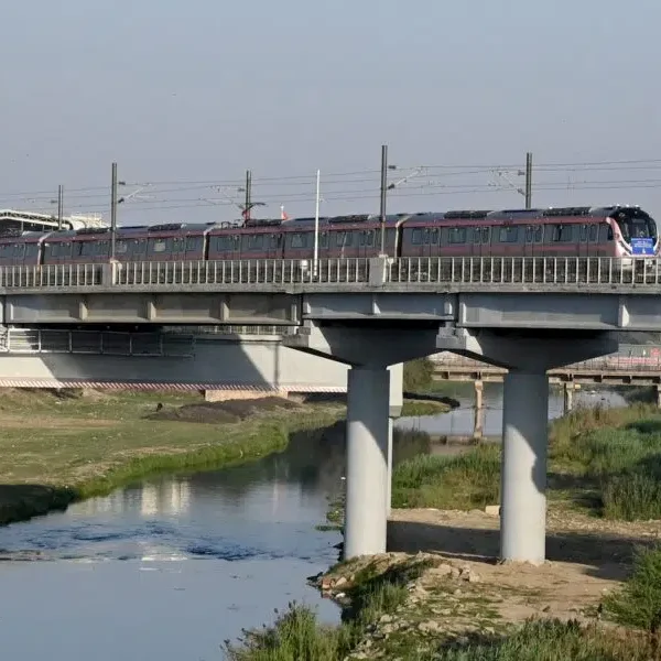 Systra delhi-pink-line