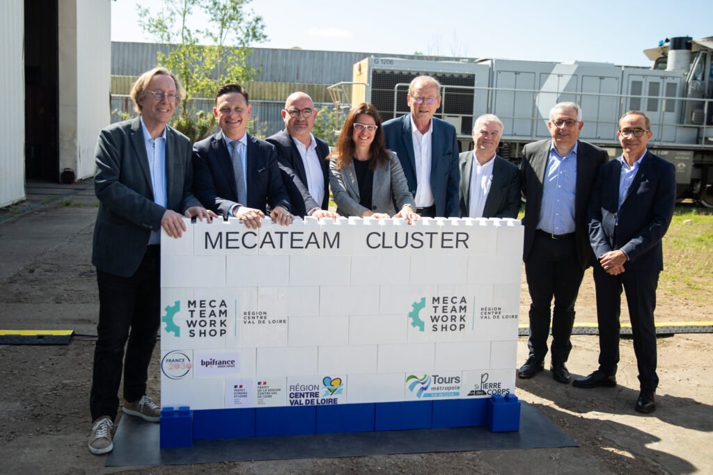 Une première pierre symbolique pour le Mecateam Workshop